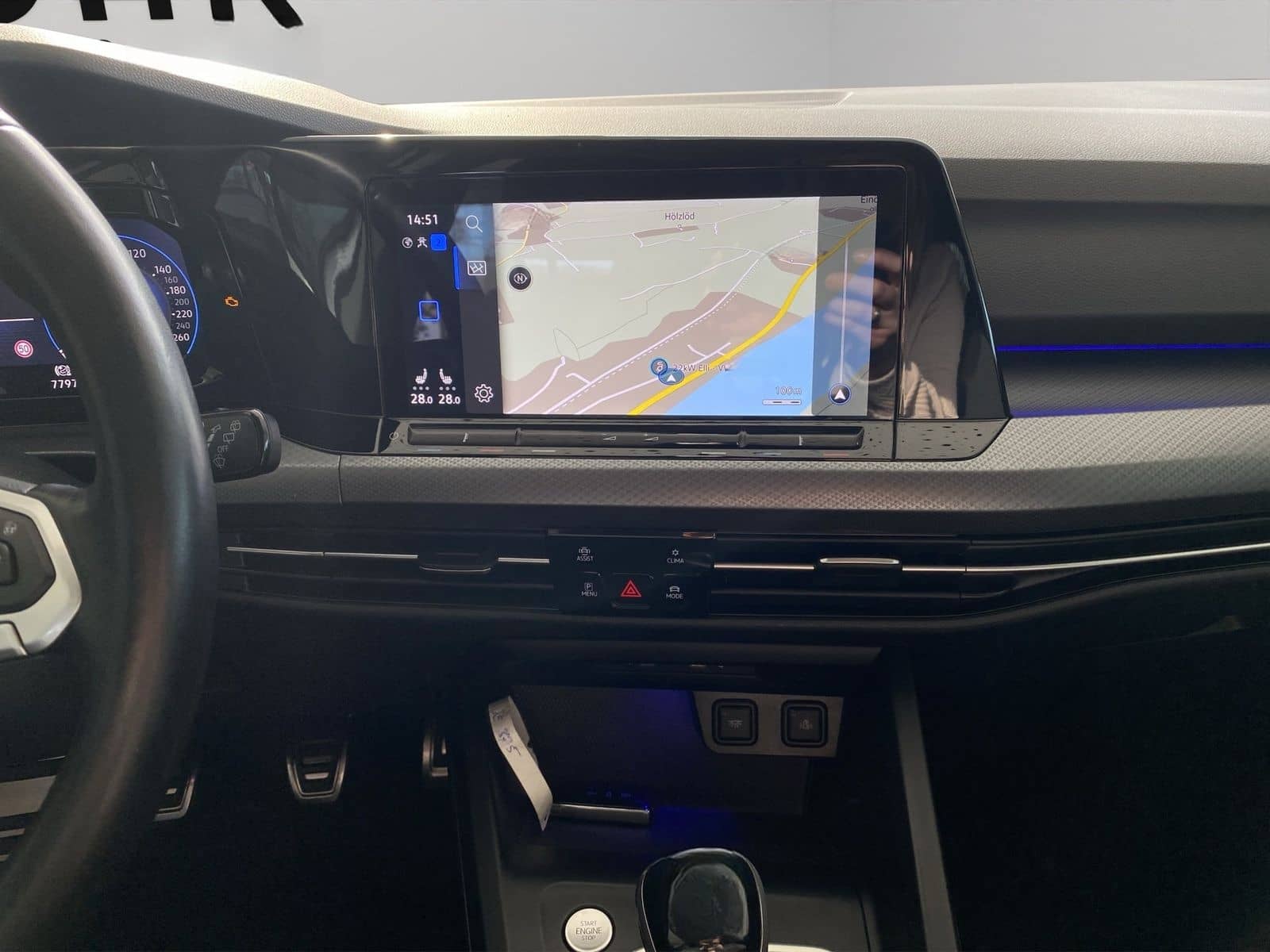 Volkswagen Golf VIII Life (NAVI.SHZ.PDC.ACC.AHK.DAB) 2.0 TD foto 10