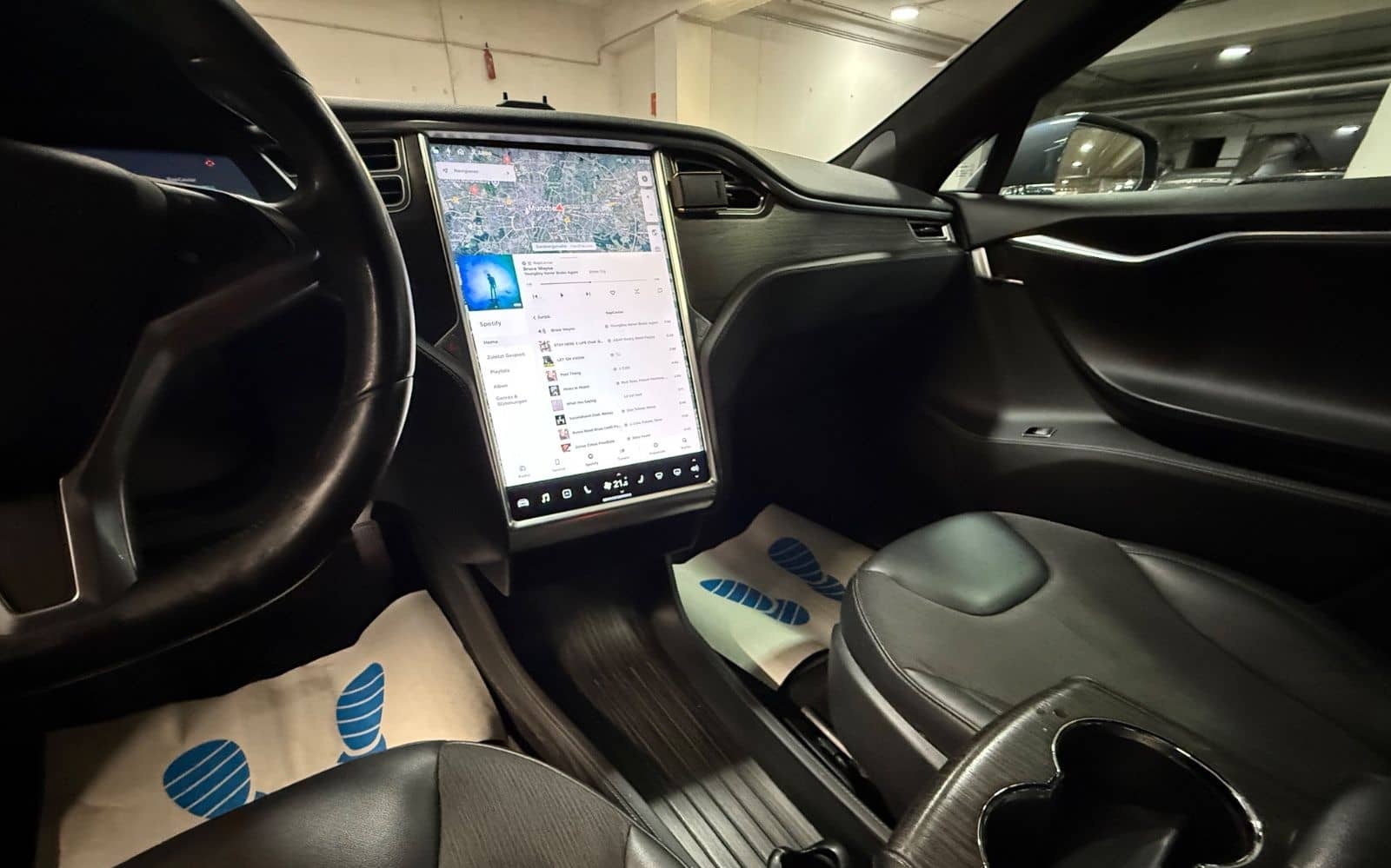 Tesla Model S Dual Navi~Klima~Xenon~Teilleder foto 16