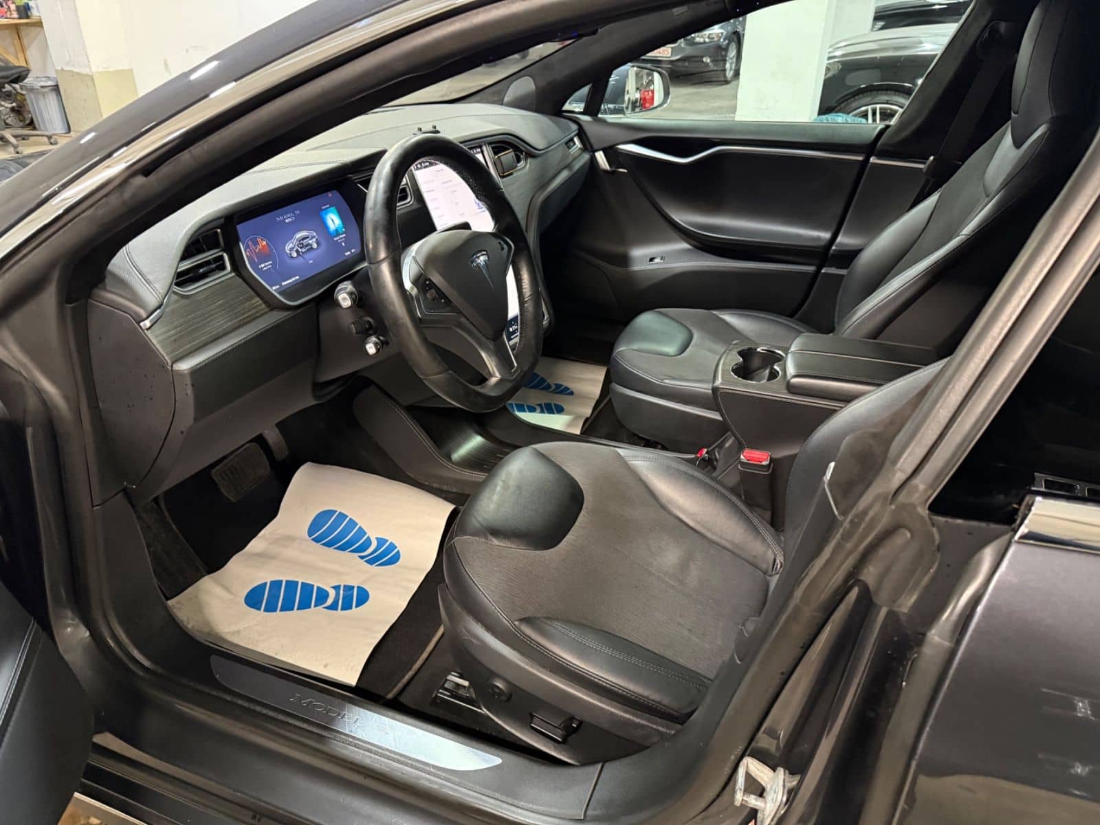 Tesla Model S Dual Navi~Klima~Xenon~Teilleder foto 8