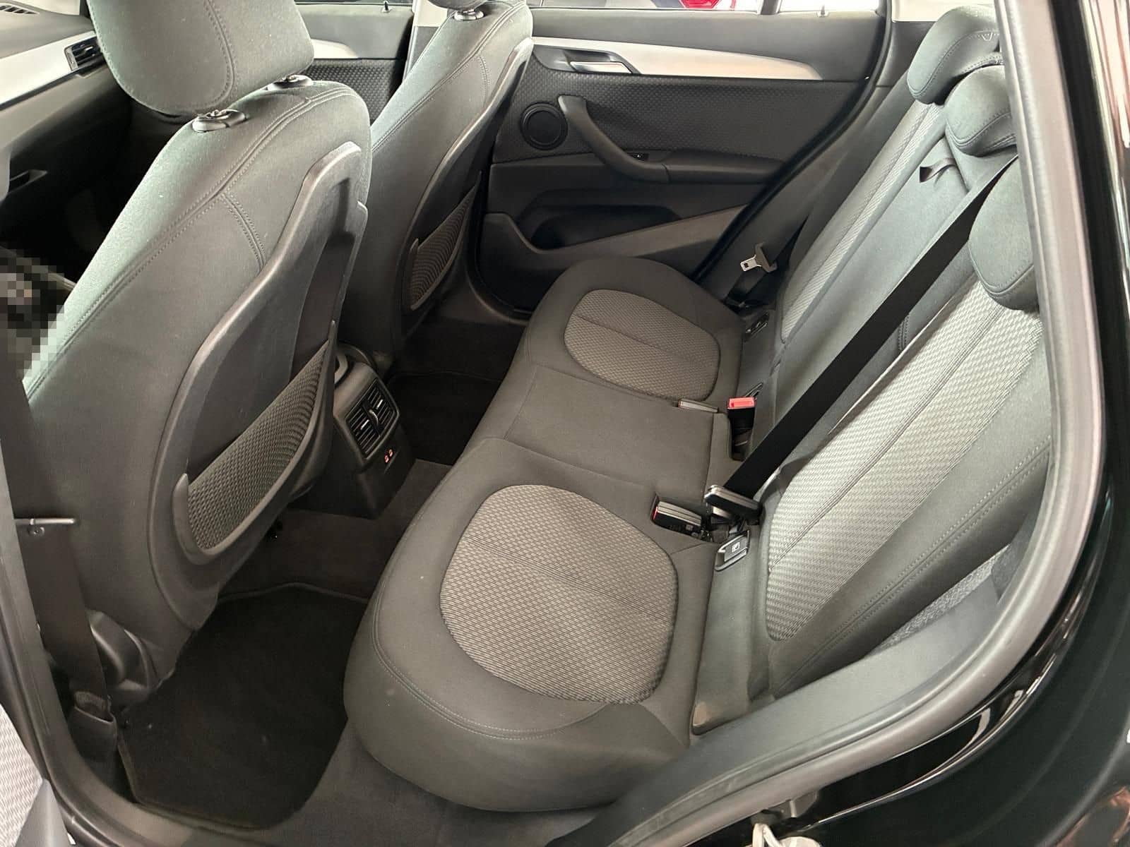 BMW X1 sDrive 18 d Advantage LED NAVI PDC SHZ AHK foto 21