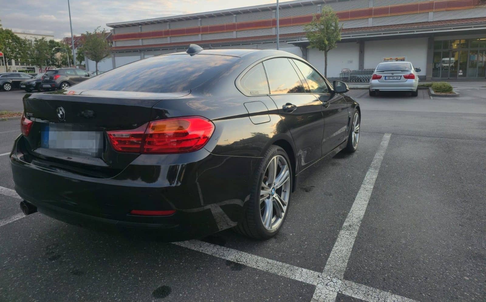 BMW 4 Gran Coupe 420 d xDrive Sport Line foto 4