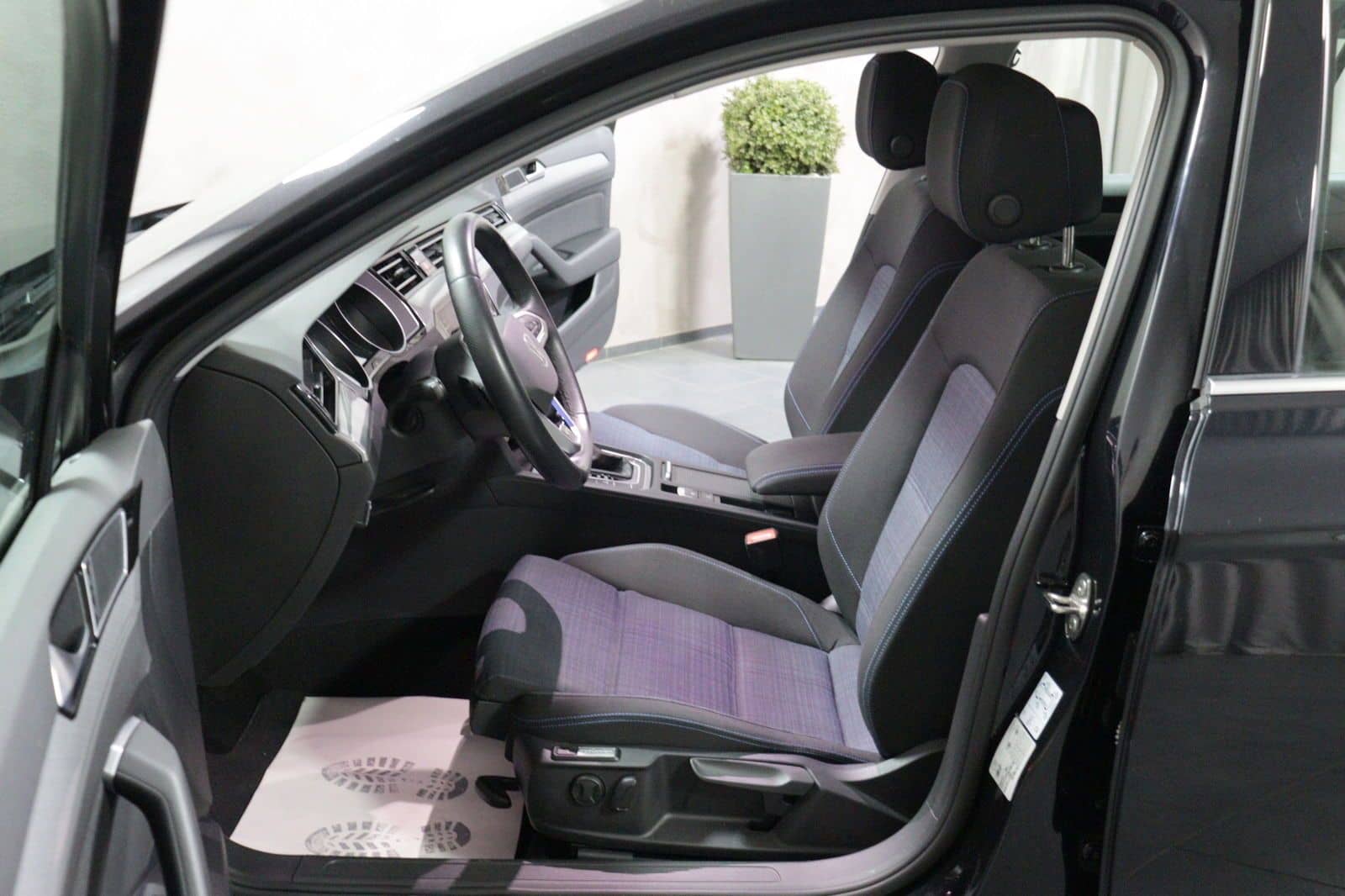 Volkswagen Passat Variant GTE eHybrid STHZG CAM AHK LED KEY foto 3