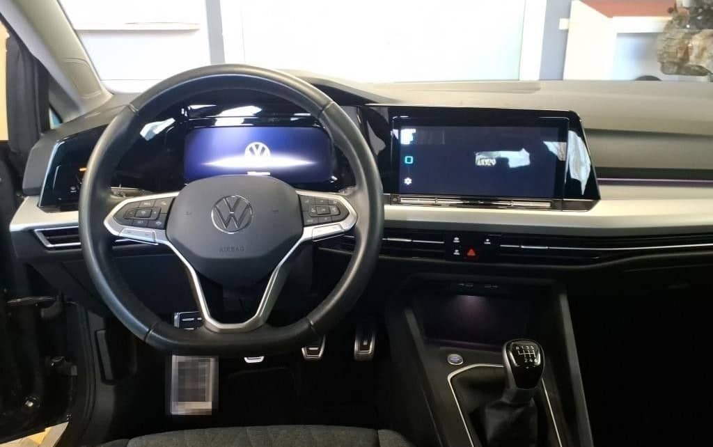 Volkswagen Golf 1.0 TSI Move foto 4