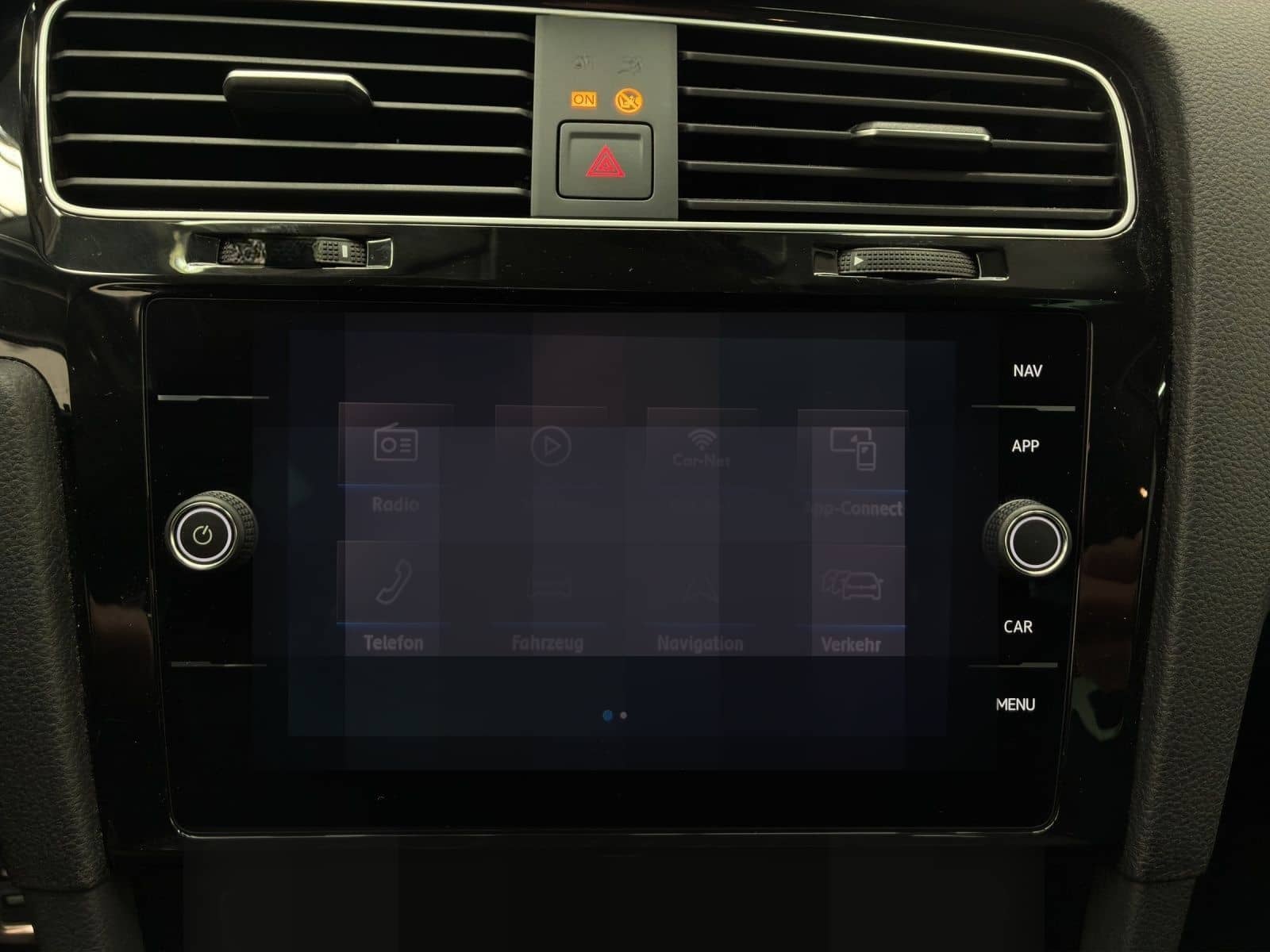 Volkswagen Golf 1.5 TSI DSG IQ.DRIVE PANO NAVI ACC PDC+ PRI foto 13