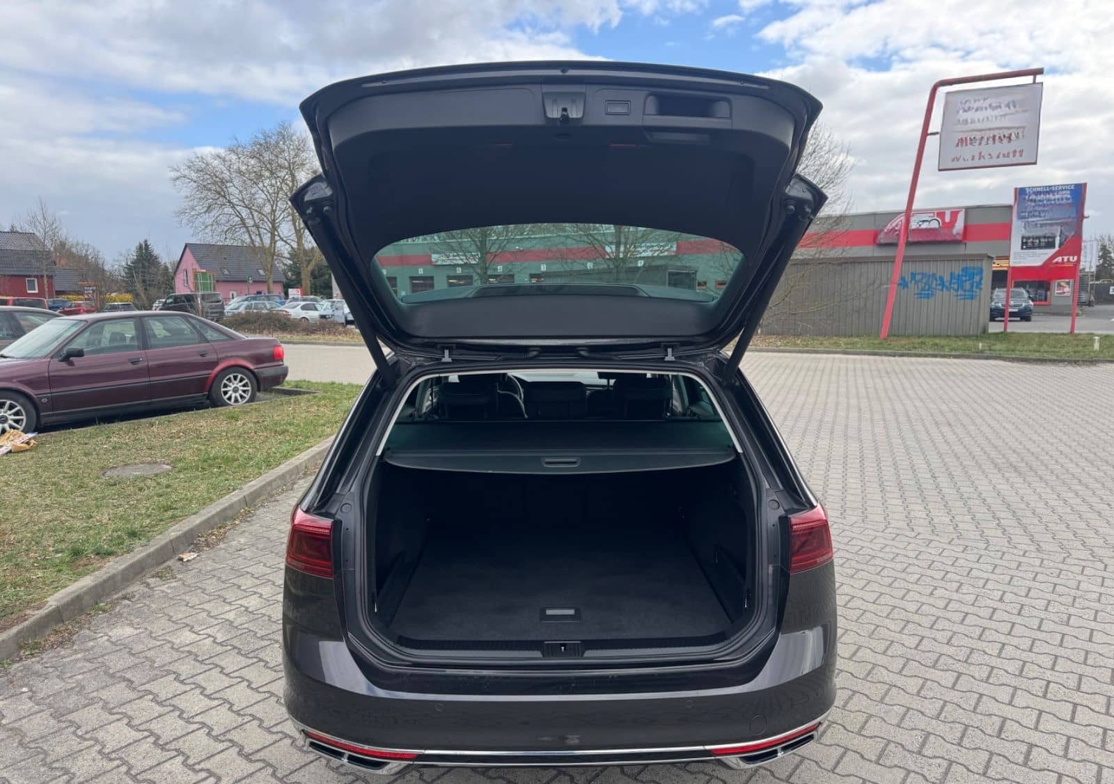 Volkswagen VW Passat R LINE*NAVI*MATRIX*R-KAM*ACC*ALCANTARA foto 9