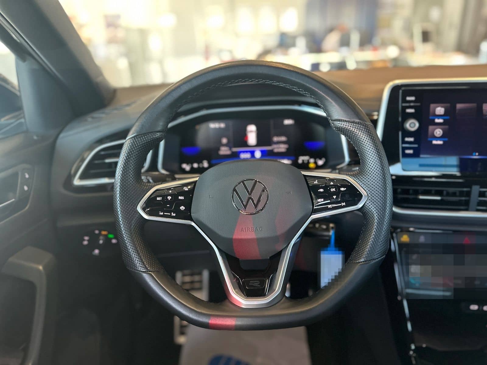 Volkswagen T-Roc R-Line/NAVI/KAMERA/TEMPOMAT/SHZ foto 11