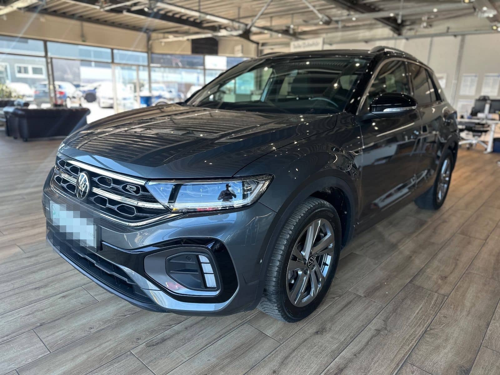 Volkswagen T-Roc R-Line/NAVI/KAMERA/TEMPOMAT/SHZ foto 3