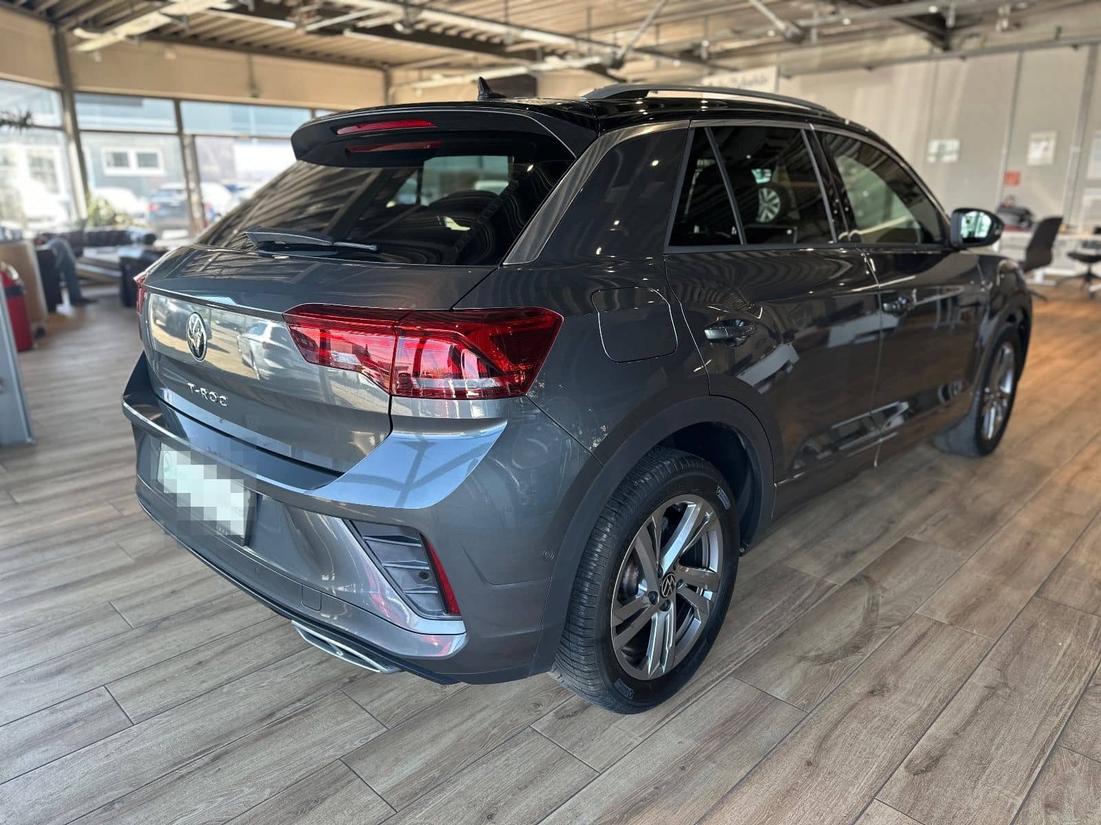 Volkswagen T-Roc R-Line/NAVI/KAMERA/TEMPOMAT/SHZ foto 4