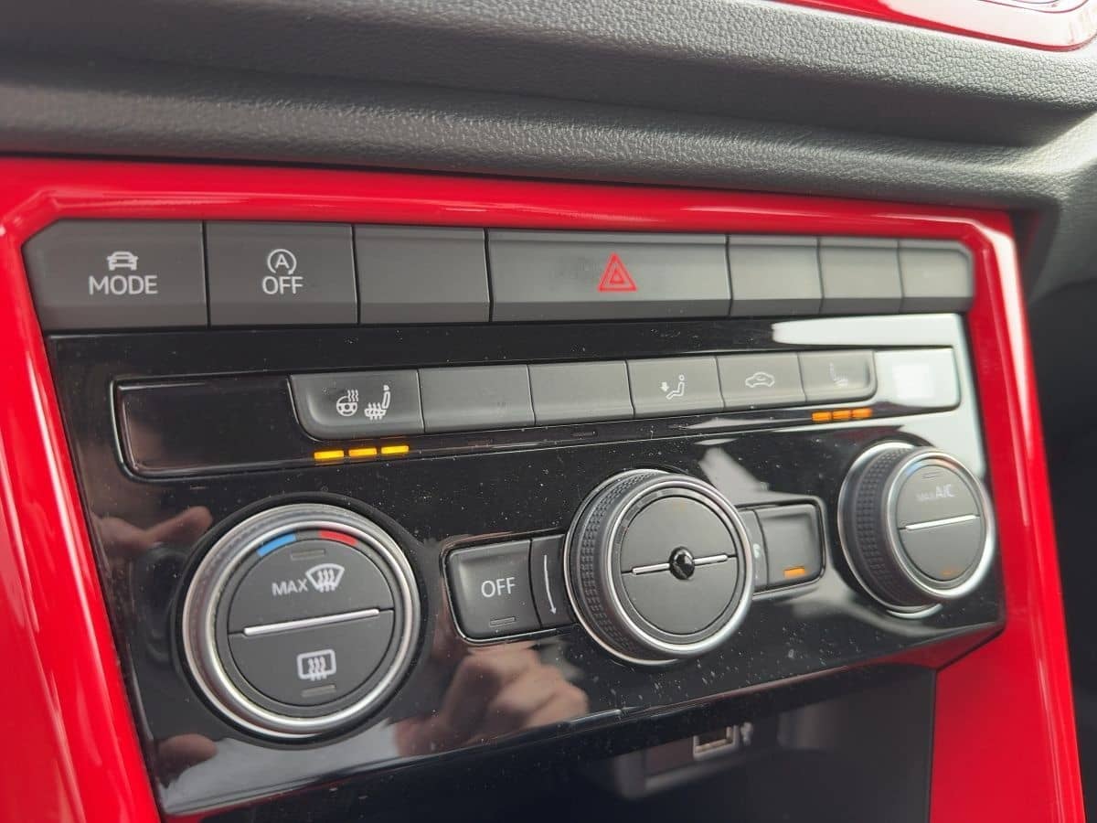 Volkswagen T-Roc 1.5 TSI DSG Sport LED SHZ ACC PDC foto 16