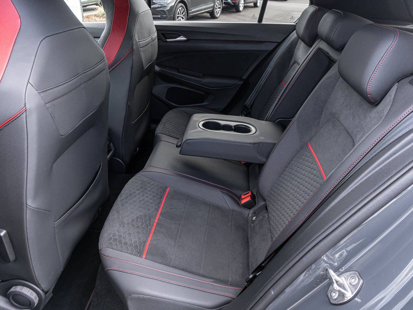 Volkswagen Golf GTI 2.0 TSI DSG Clubsport foto 16