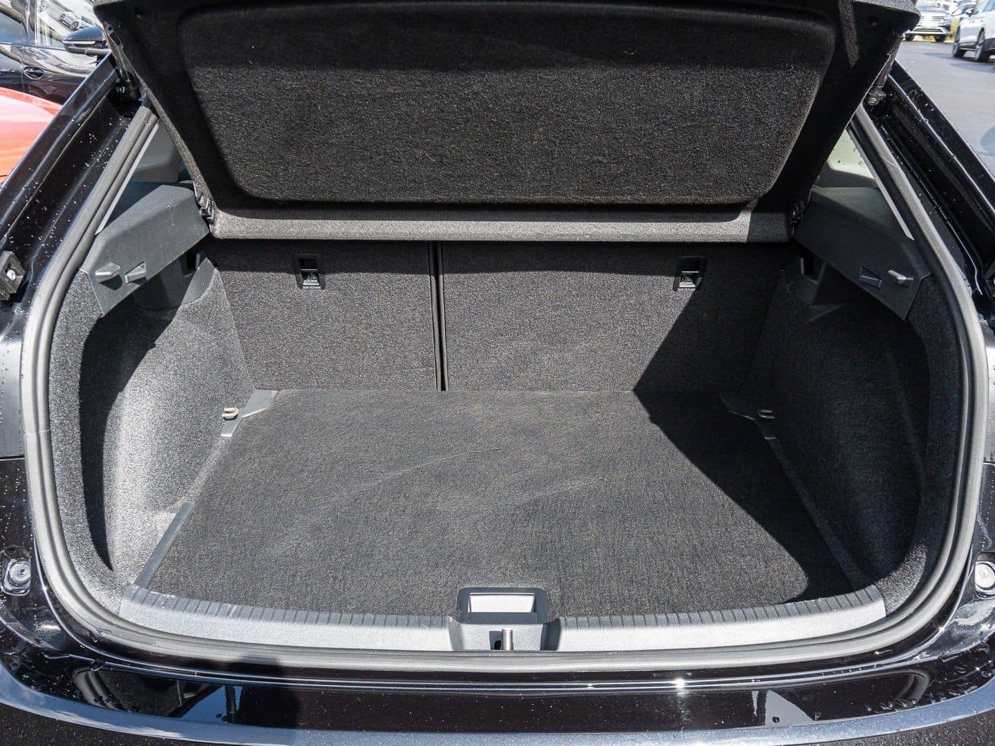 Volkswagen Taigo 1.0 TSI Life foto 17