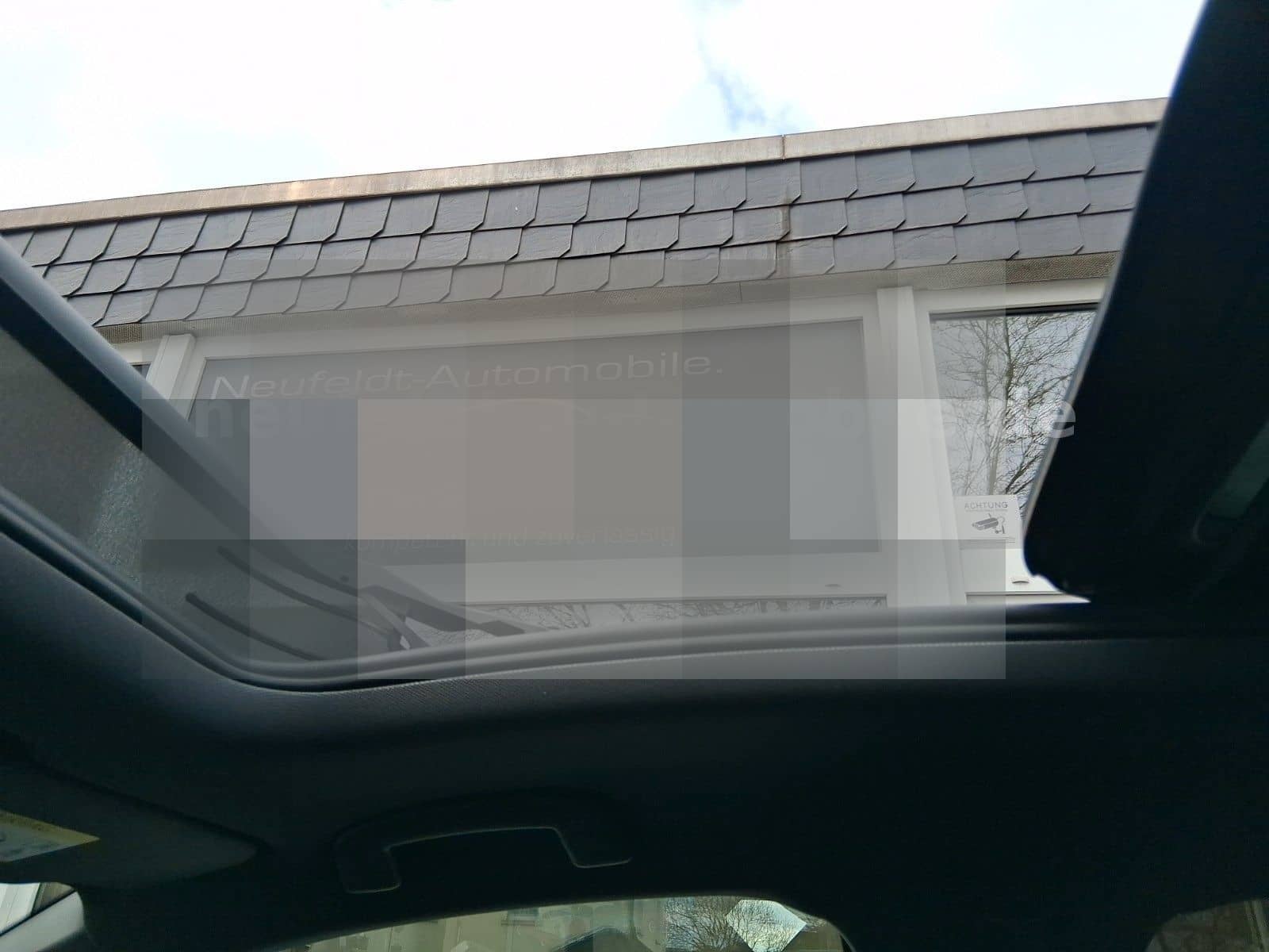 Volkswagen T-Roc Sport R-Line, Pano, 19Zoll, 1.Hand foto 23