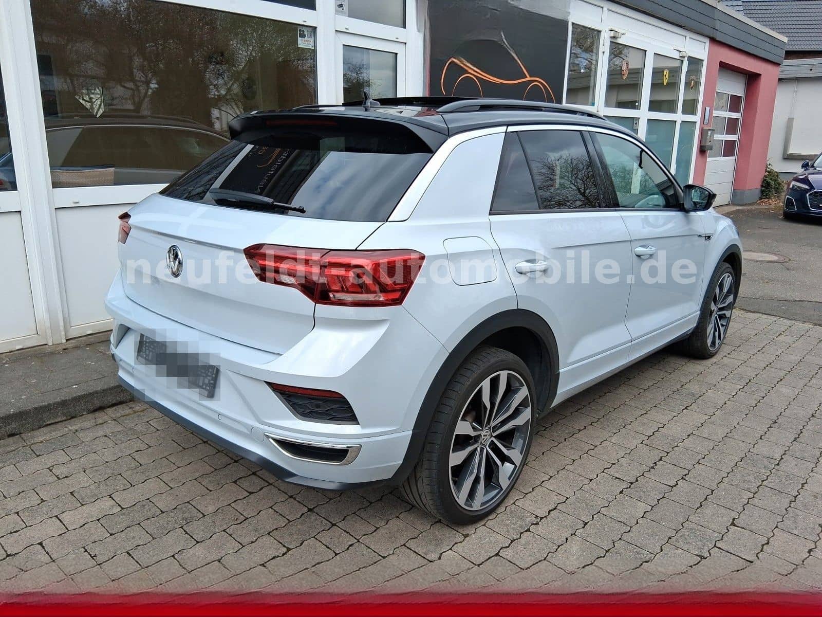 Volkswagen T-Roc Sport R-Line, Pano, 19Zoll, 1.Hand foto 4