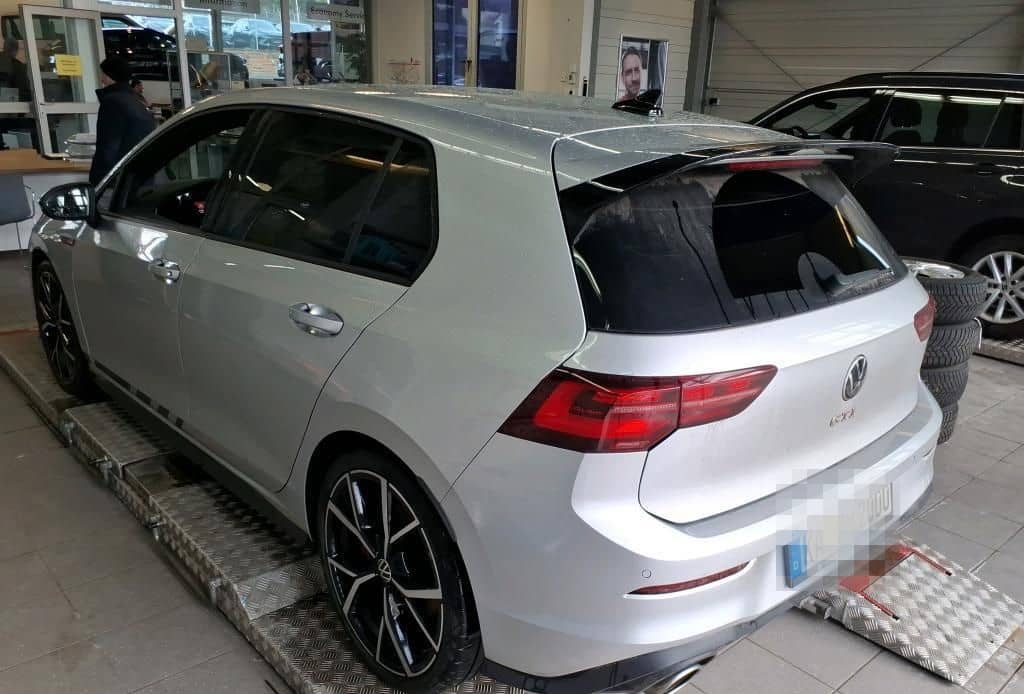 Volkswagen GOLF GTI CLUBSPORT/BLACK STYLE 19Z/IQ-L/ACC/KAM. foto 8