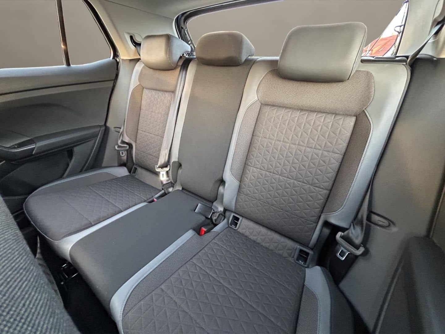 Volkswagen T-Cross Style 1.0 TSI DSG (Kamera/LED/Navi) foto 11