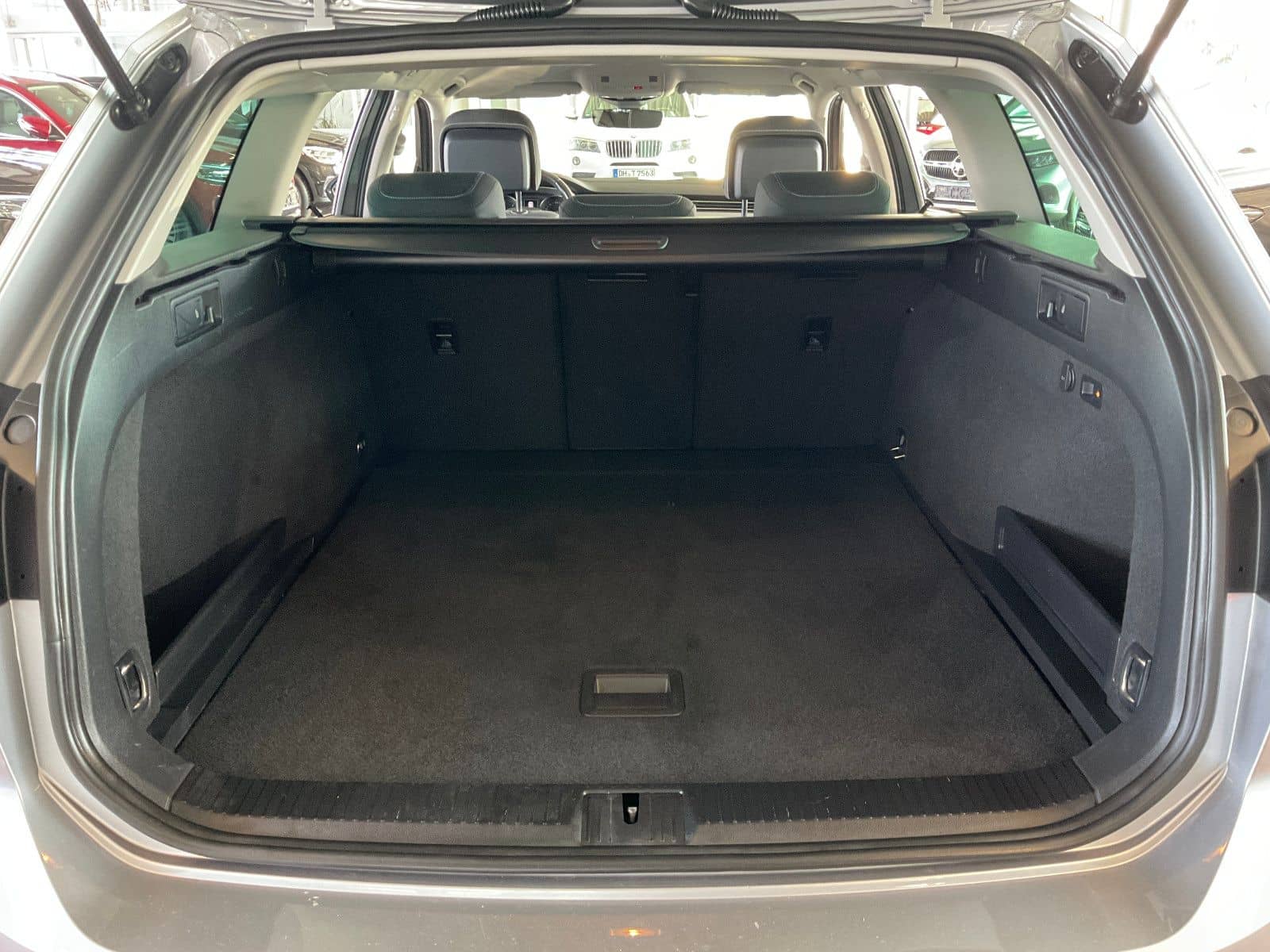 Volkswagen Passat Variant 2.0 TDI Business AHK/KAMERA/SPUR foto 18