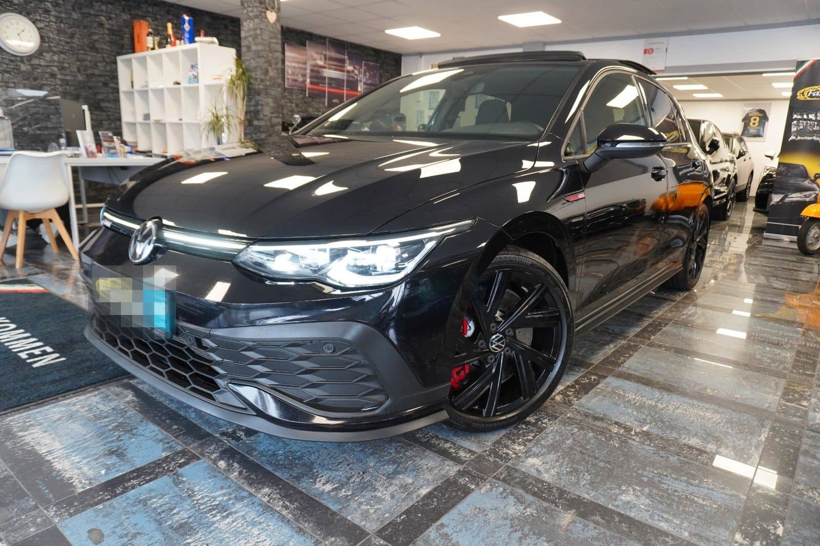 Volkswagen Golf VIII Lim. GTI Clubsport/Panorama/IQ light/ foto 3