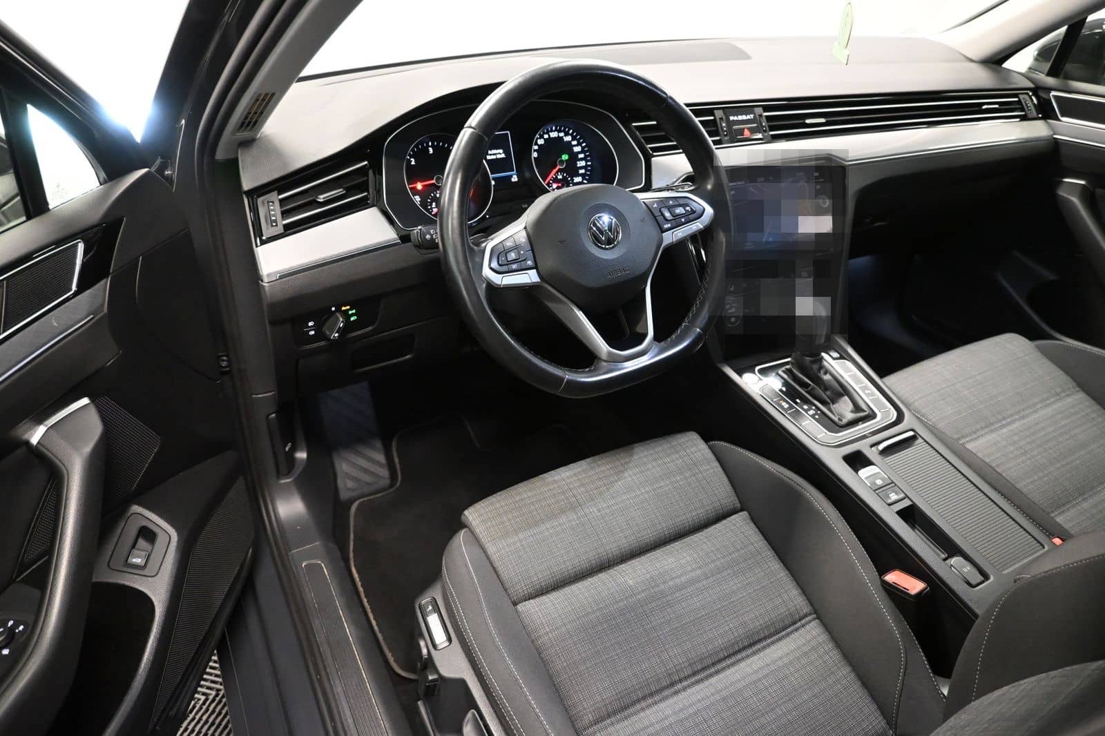 Volkswagen Passat Business *LED *AHK *ACC *RFK *MASSAGE foto 13