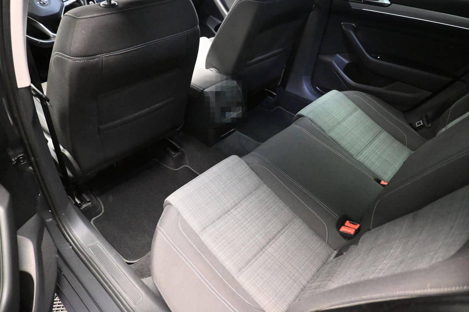 Volkswagen Passat Business *LED *AHK *ACC *RFK *MASSAGE foto 14