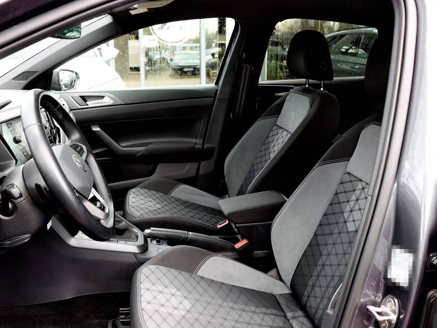 Volkswagen Polo R-Line 1.0 TSI OPF DSG LED/NAVI/ACC/RFK foto 13