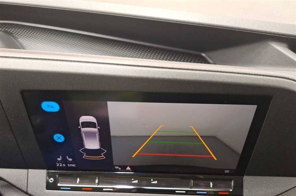 Volkswagen Caddy Kombi 2.0 TDI 4MOTION Navi LED Winterpaket foto 12