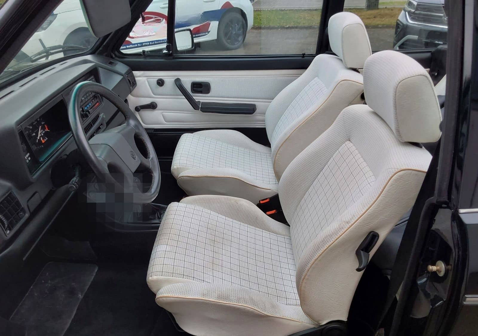 Volkswagen Golf I Cabrio foto 8