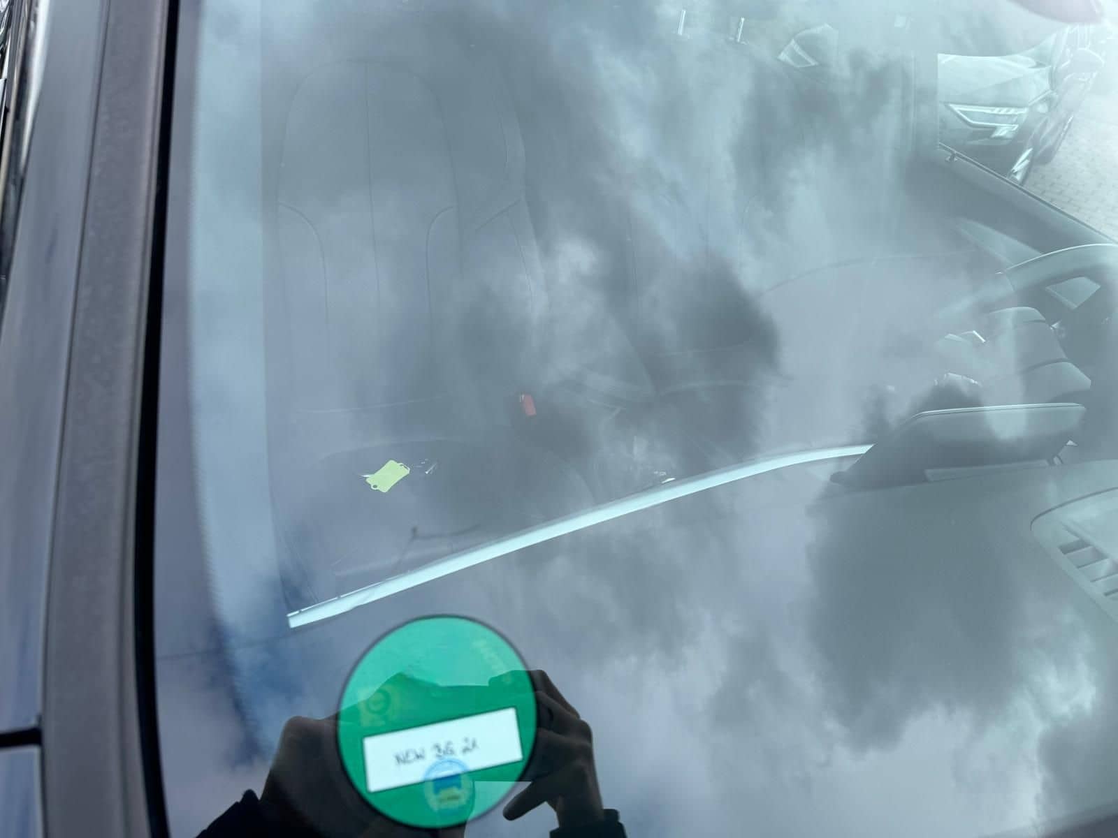 BMW X1  xDrive 20d M-SportPaket Leder Navi AHK PDC foto 17