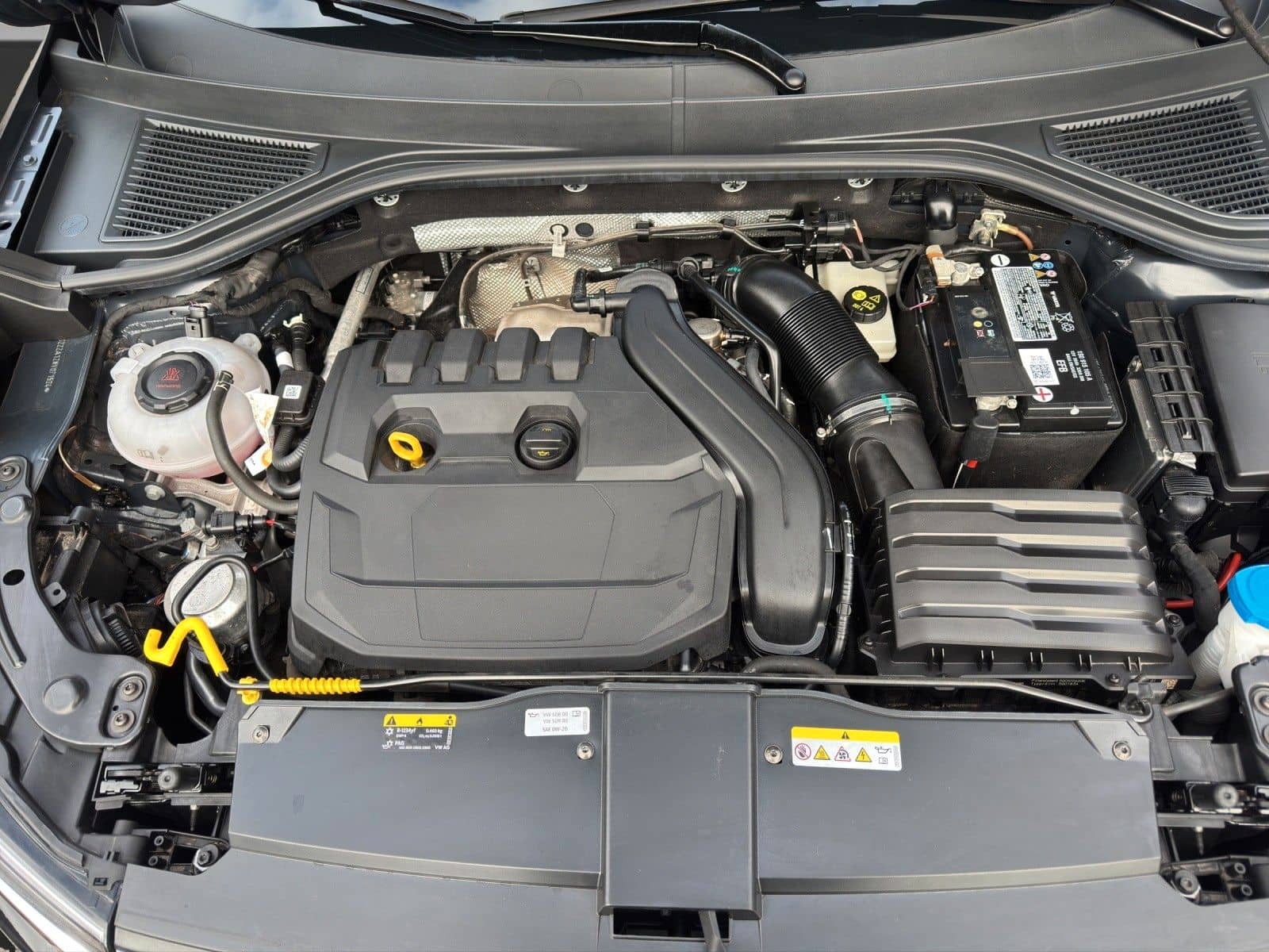 Volkswagen T-Roc 1.5 TSI R-Line,LED,e-Klappe,Winterp,19" foto 18