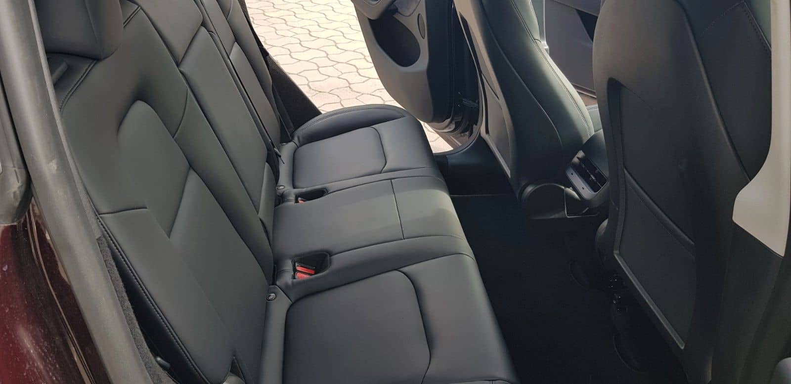 Tesla Model Y Long Range Dual AWD foto 7