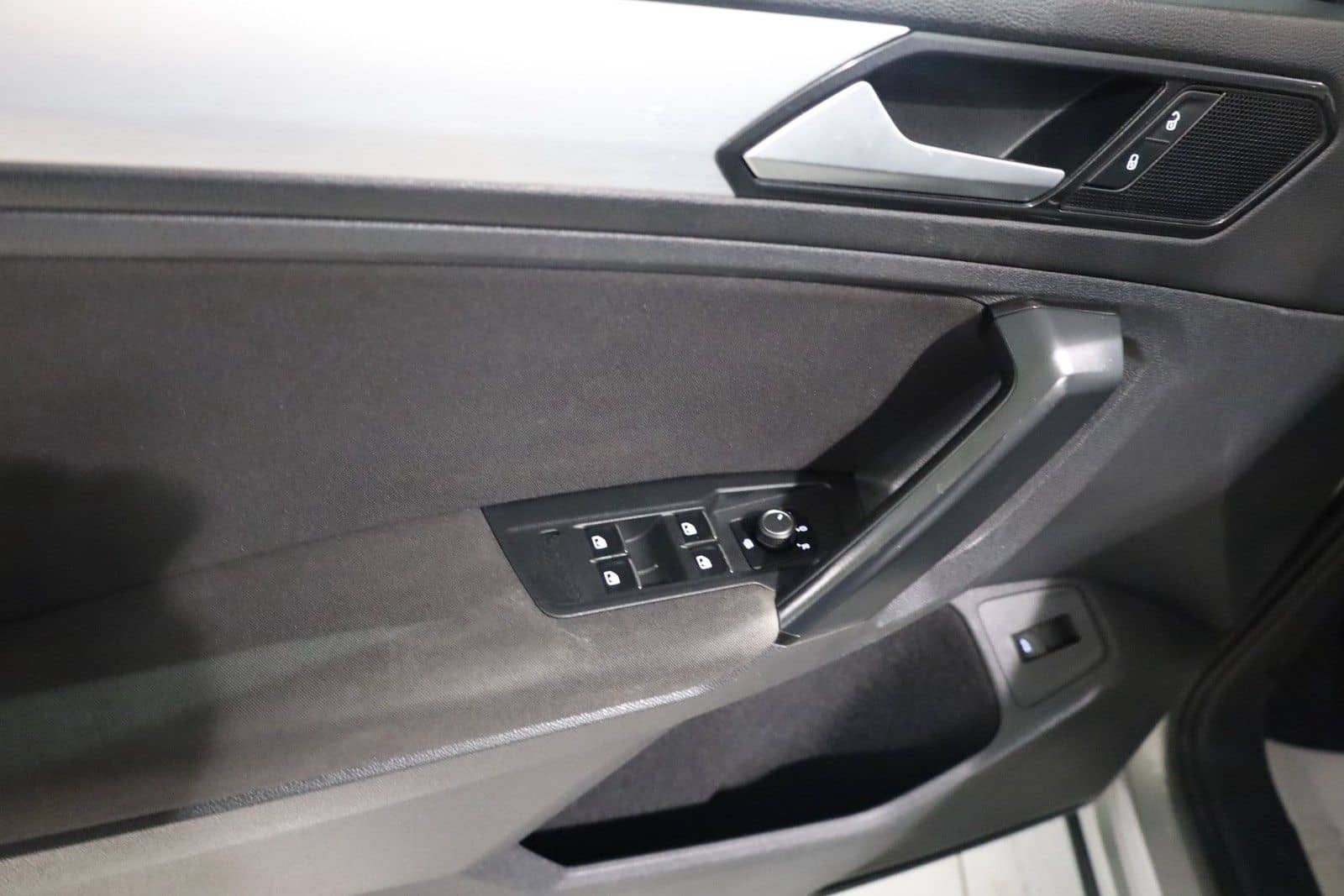 Volkswagen Tiguan R-LINE 4Motion foto 12