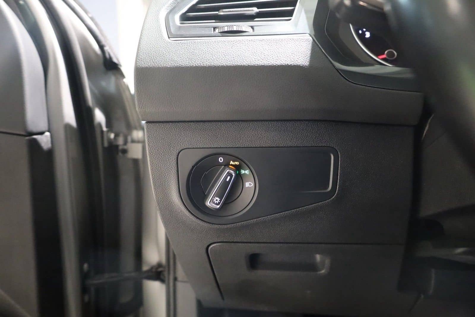 Volkswagen Tiguan R-LINE 4Motion foto 17