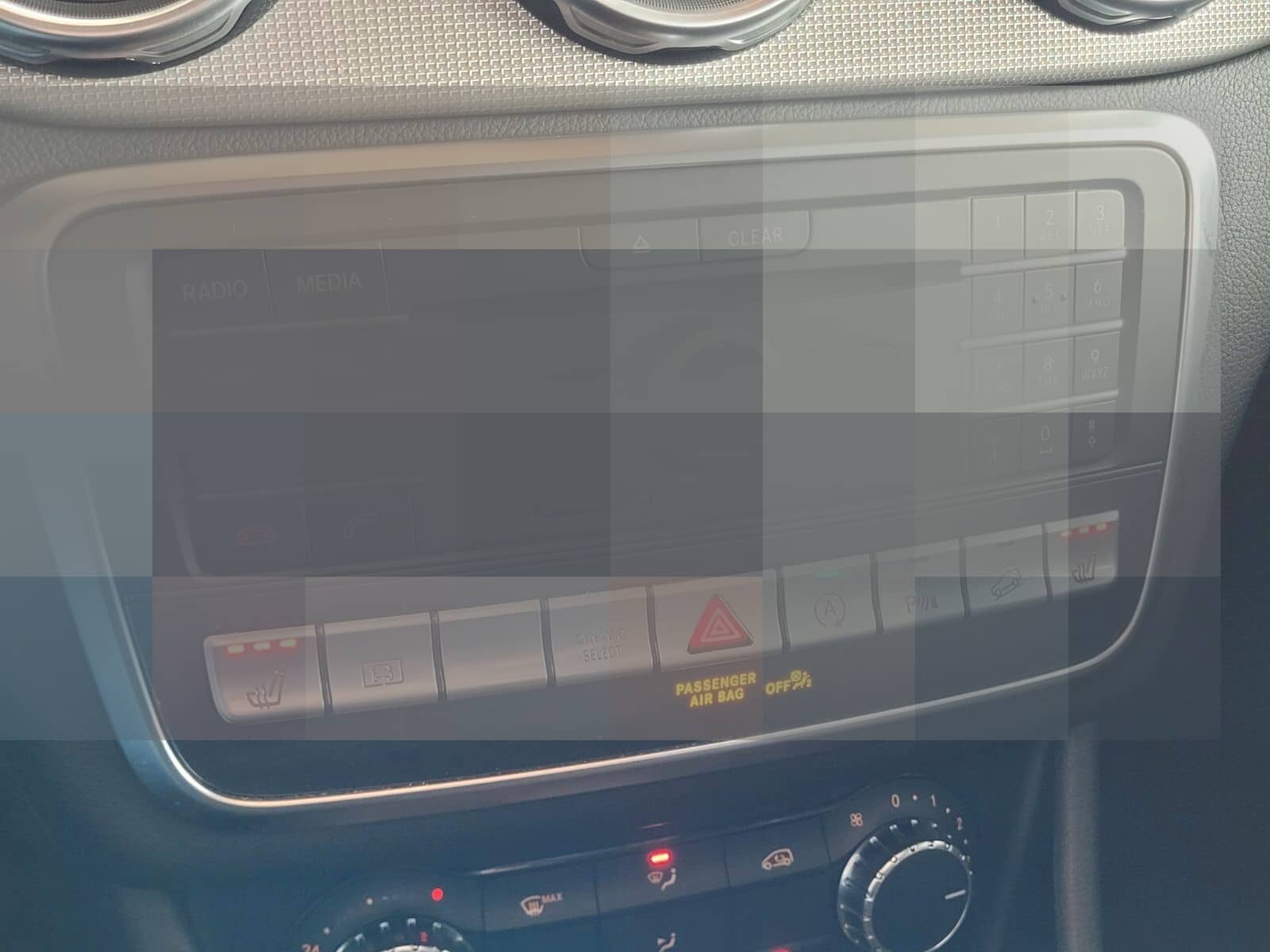 Mercedes-Benz GLA 250 4M URBAN TWA NAVI PANO LED RFK SPIEGEL.P foto 17