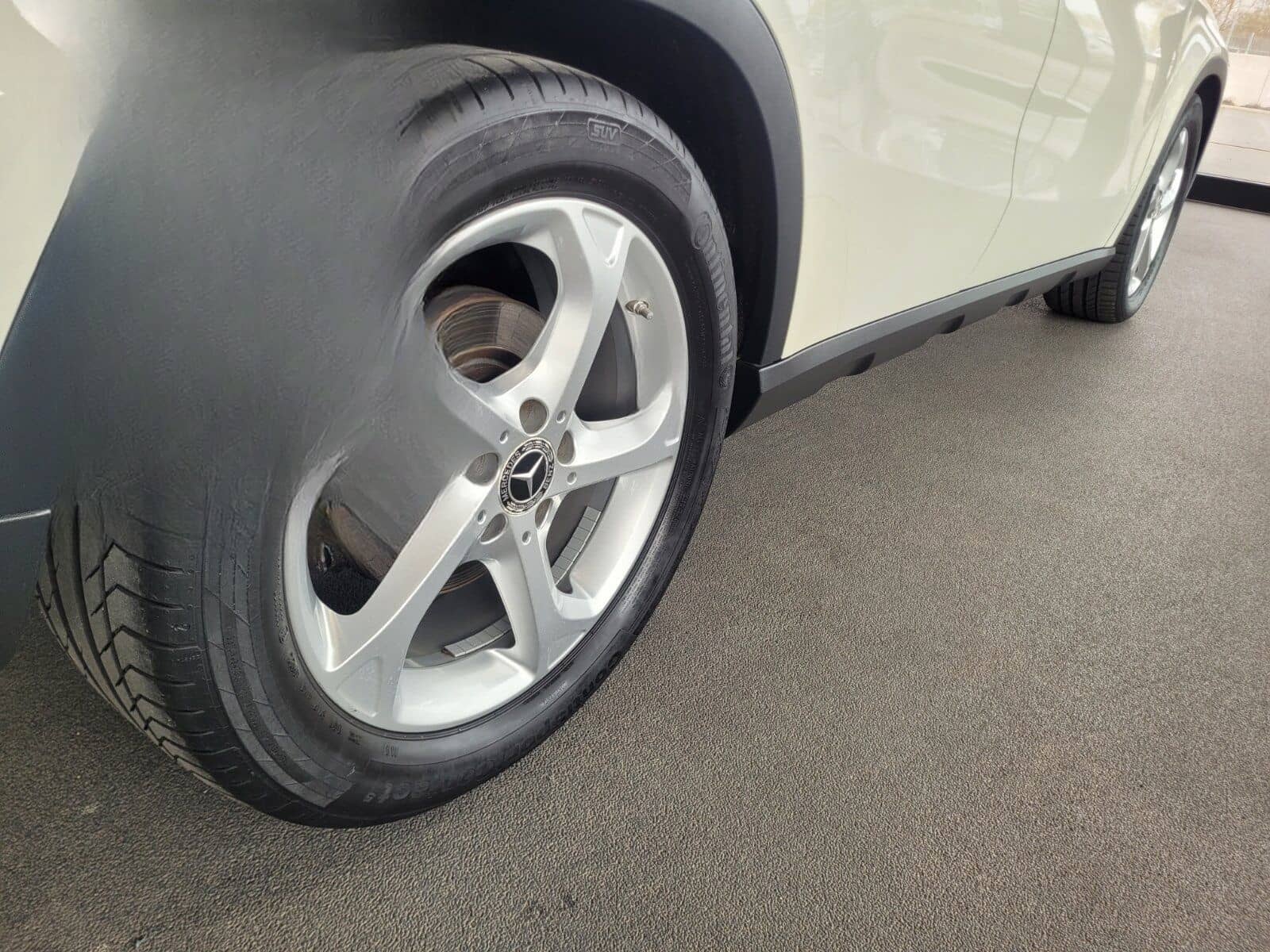 Mercedes-Benz GLA 250 4M URBAN TWA NAVI PANO LED RFK SPIEGEL.P foto 5