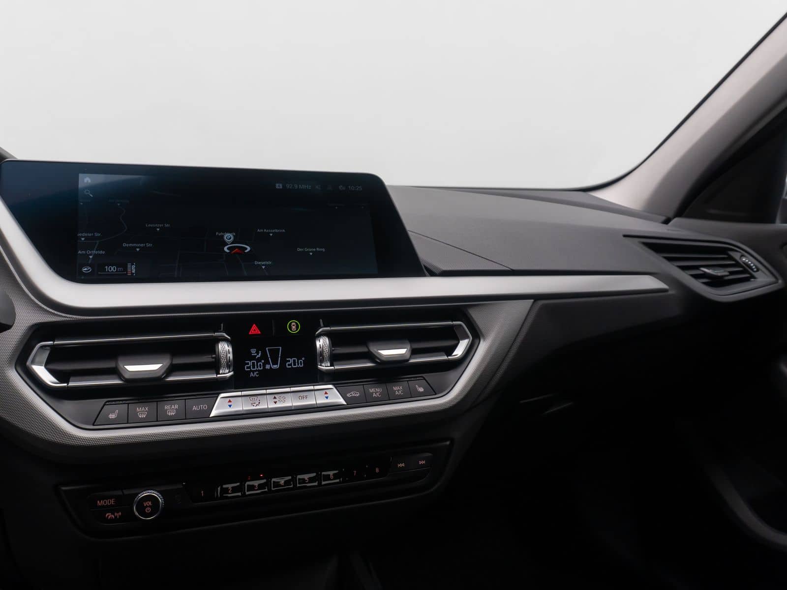 BMW 118d GeschwindigReg PDC DAB LED CockpitPro WLAN foto 21