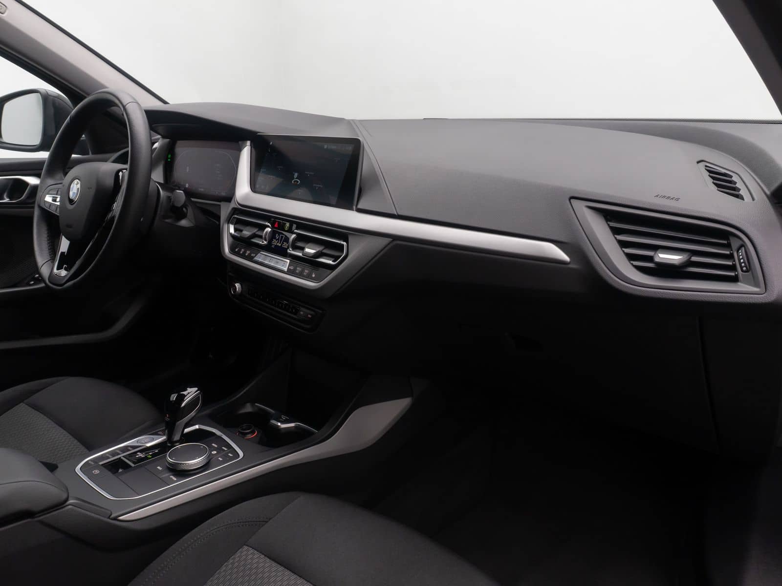 BMW 118d GeschwindigReg PDC DAB LED CockpitPro WLAN foto 23