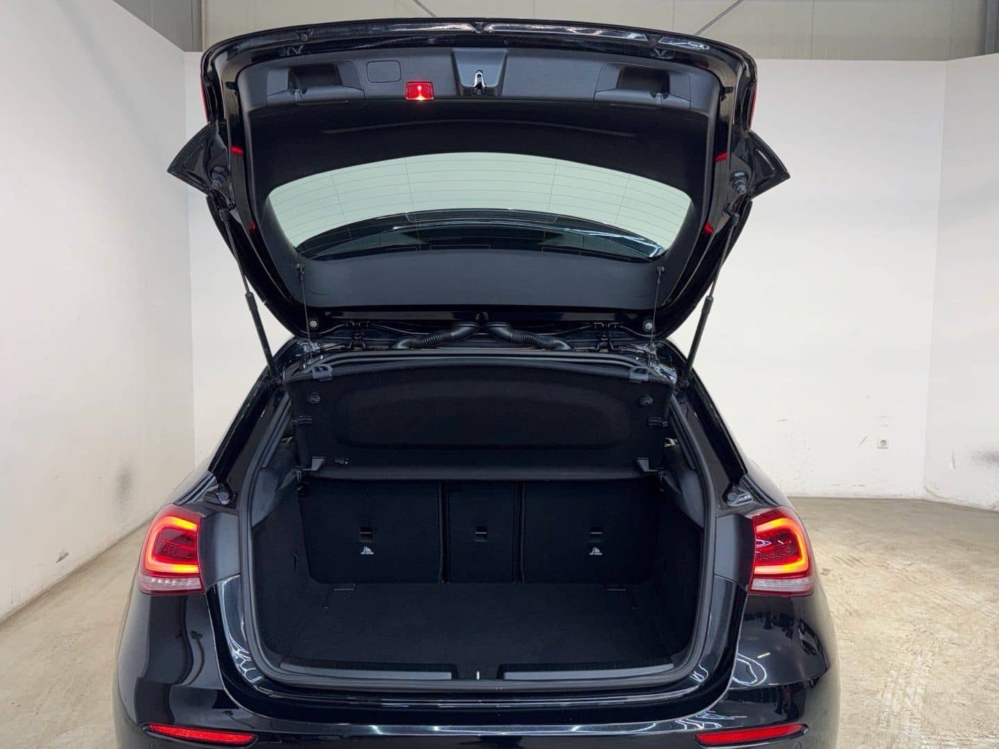 Mercedes-Benz A 220 Progressive Business Tempomat Sitzhzg. LED foto 16