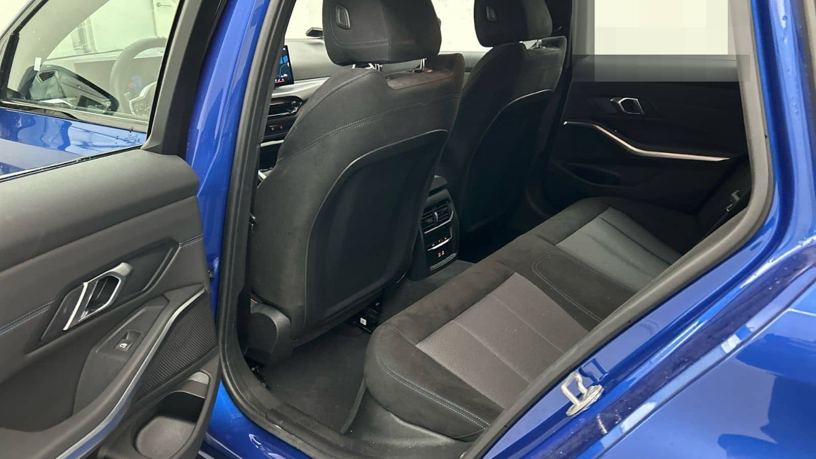 BMW 330i Touring xDrive M Sport ACC FL2 LED RFK 3-ZK foto 9