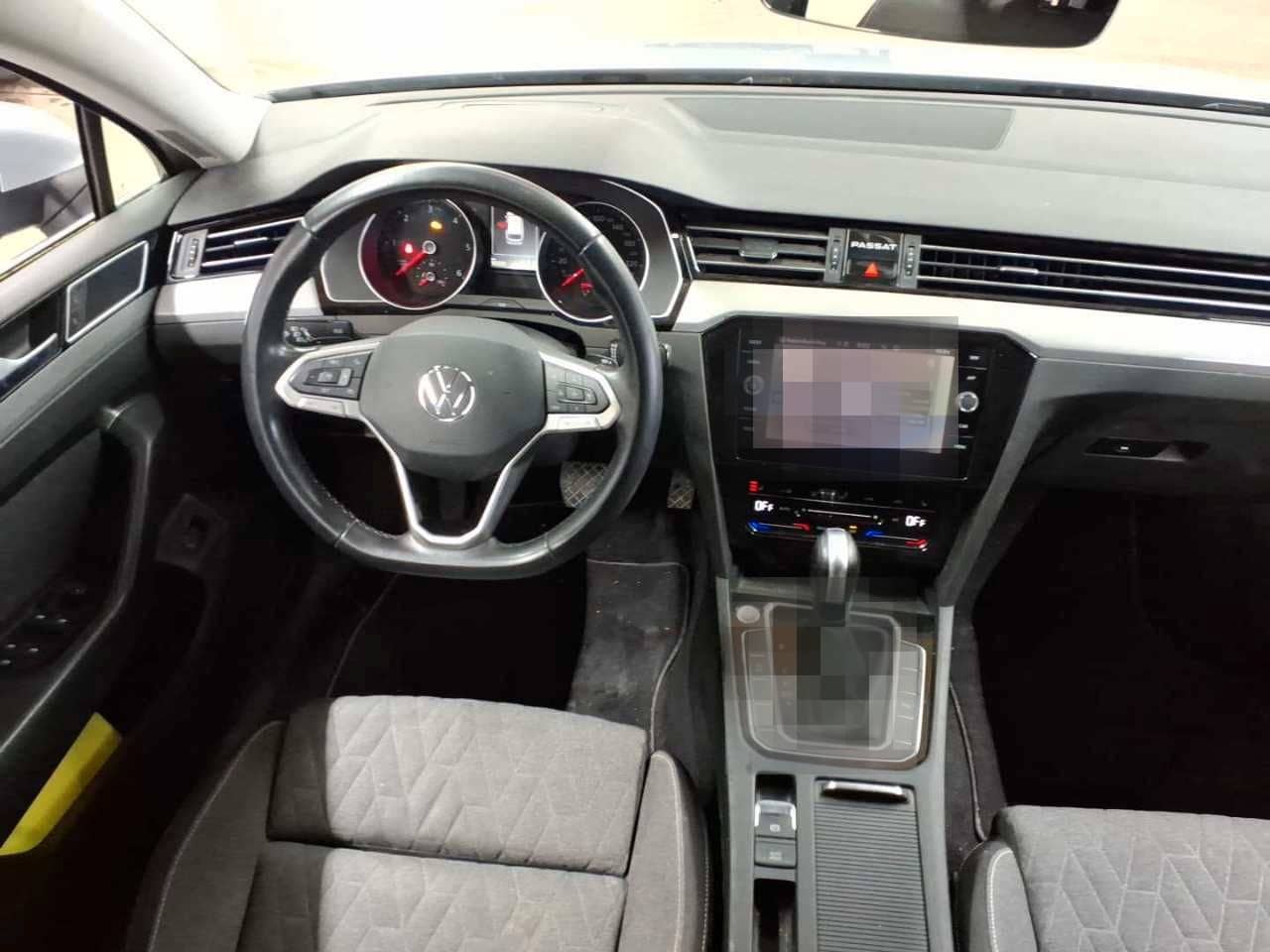 Volkswagen Passat Variant 2.0 TDI AHK HUD NAV LED foto 5