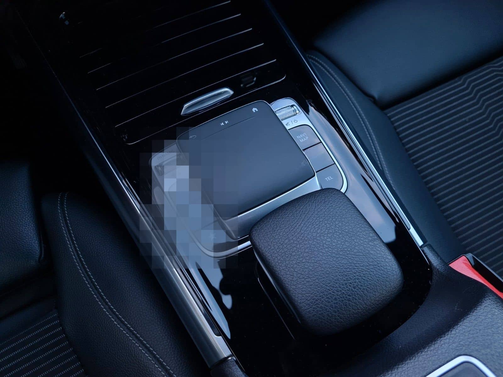 Mercedes-Benz B 200d 8G DCT - ASSISTS - LED - AHK - WIDE - foto 19