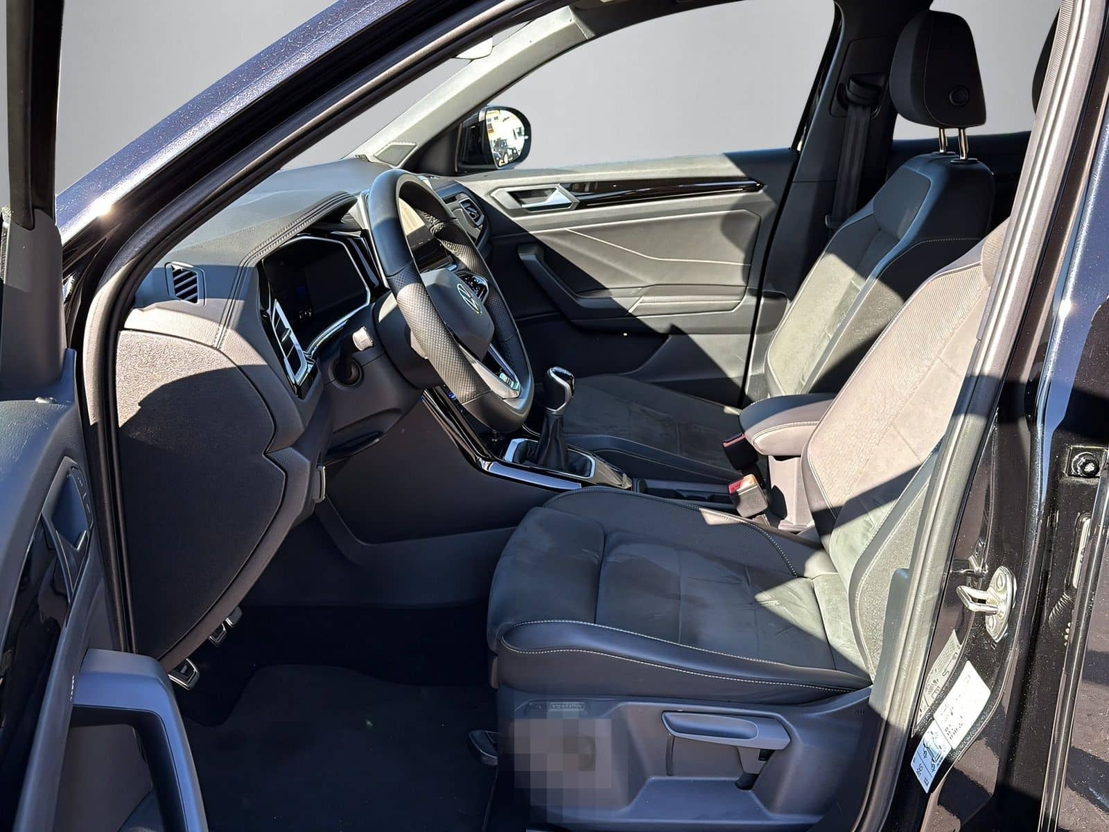 Volkswagen T-ROC R-Line 1.0TSI +LED+KAMERA+ACC+BUSINESS+DAB foto 6