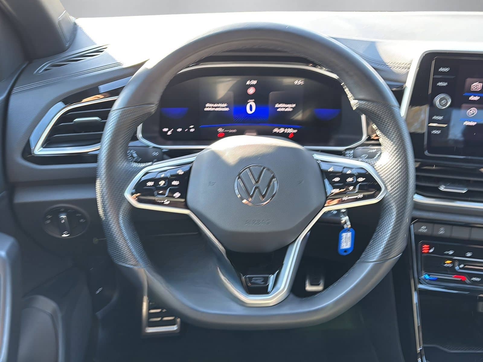 Volkswagen T-ROC R-Line 1.0TSI +LED+KAMERA+ACC+BUSINESS+DAB foto 8