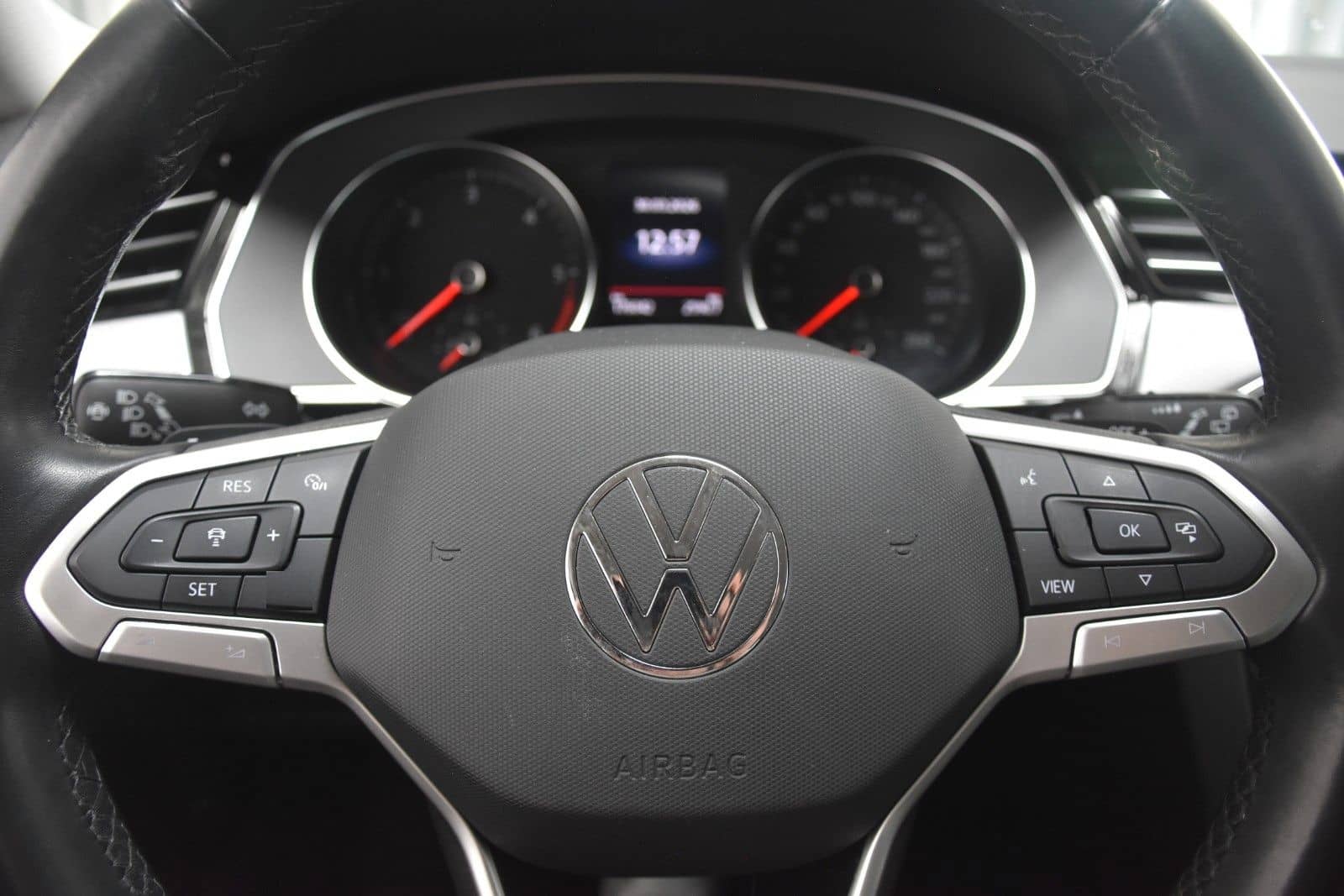 Volkswagen Passat Business DSG LED Navi Kam Leder ACC AHK foto 25