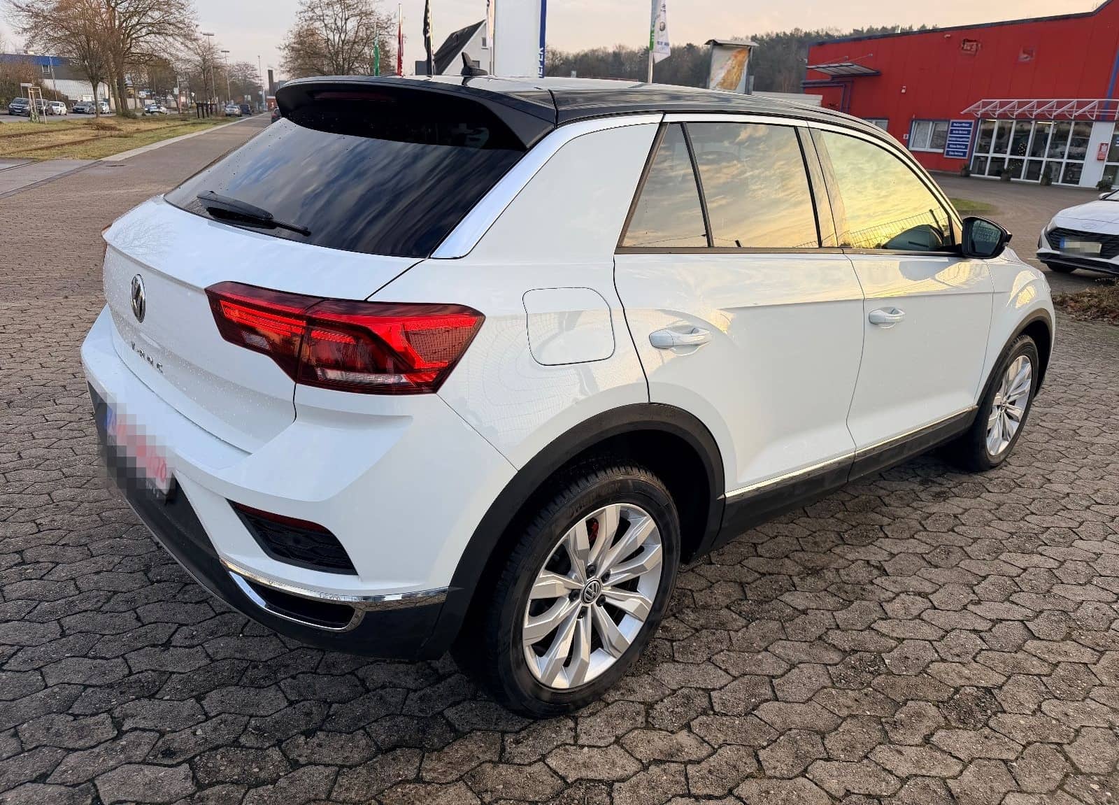 Volkswagen T-Roc Sport*LED*2.Hand*ACC*AID*Leder* foto 4