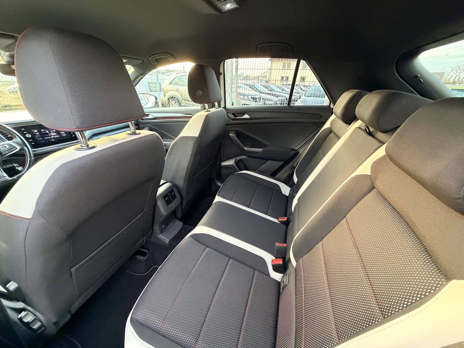 Volkswagen T-Roc Sport*LED*2.Hand*ACC*AID*Leder* foto 8