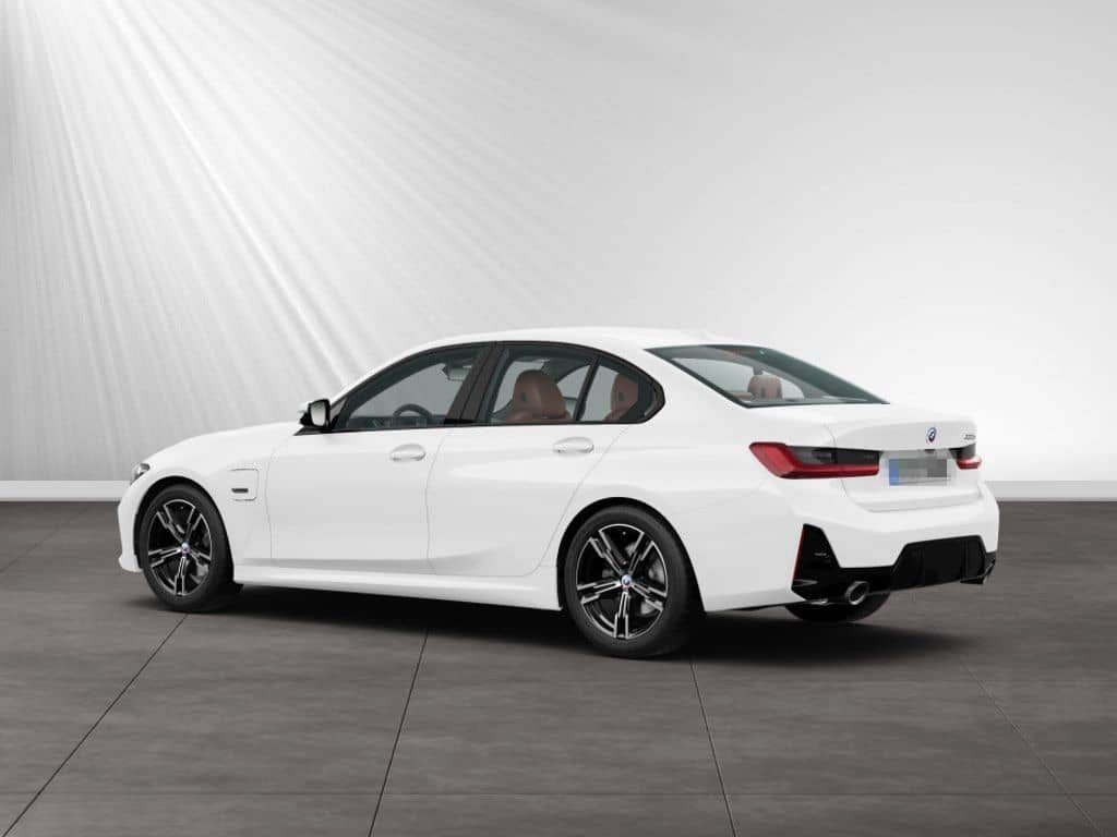 BMW 330e Limousine MSport PA LCProf HiFi foto 8