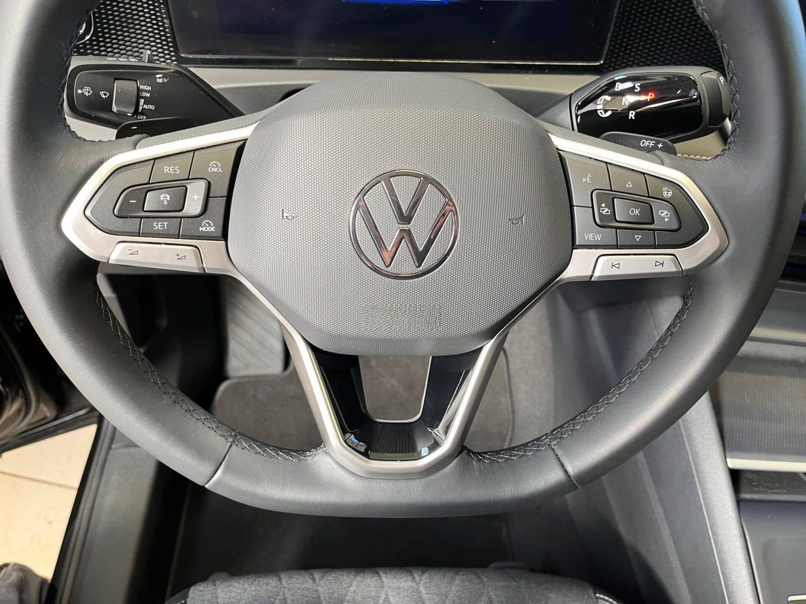 Volkswagen Tiguan Life 1.5 eTSI DSG IDA-SprachAssist 360°KA foto 17