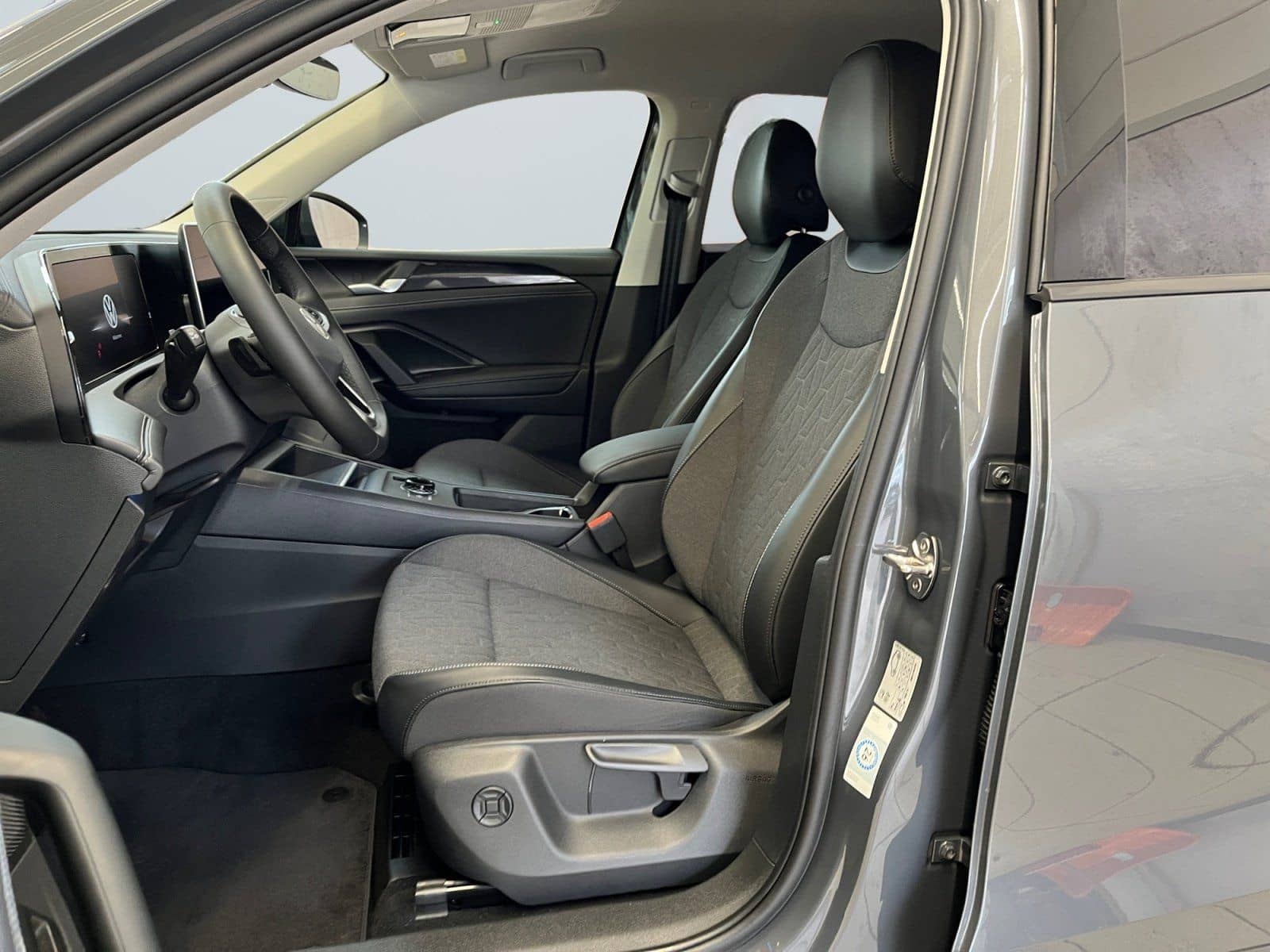 Volkswagen Tiguan Life 1.5 eTSI DSG FernlichtAssist AHK ACC foto 7