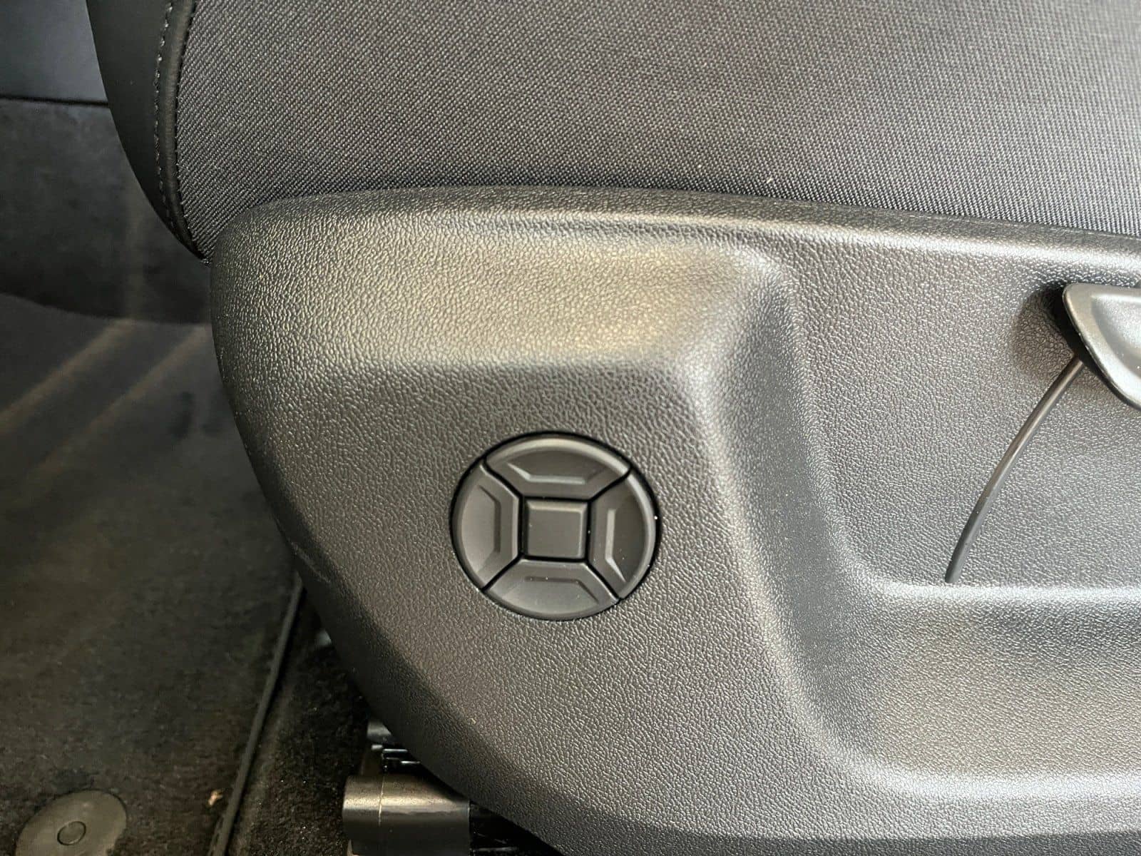 Volkswagen Tiguan Life 1.5 eTSI DSG 360°KAM Heckklappe Elek foto 21