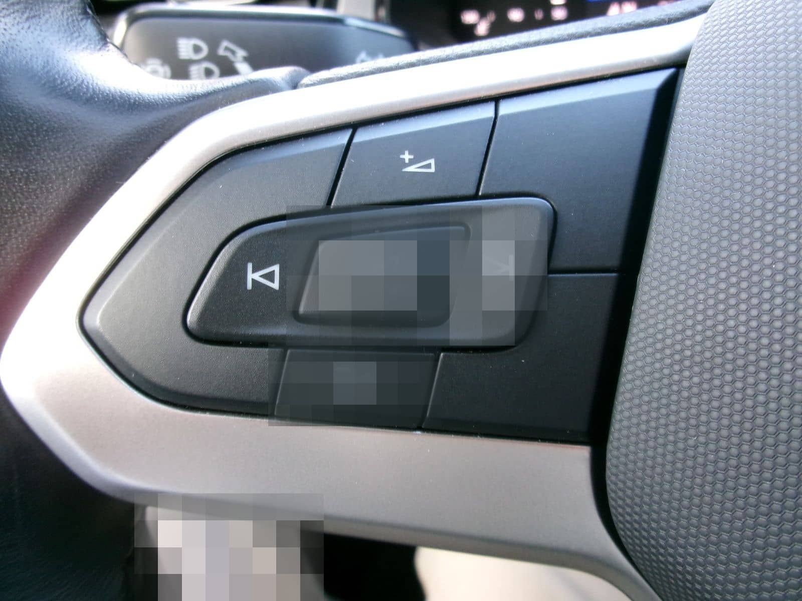 Volkswagen T-Roc  1.0 TSI Life Navi SHZ PDC DAB+ LED APP foto 13