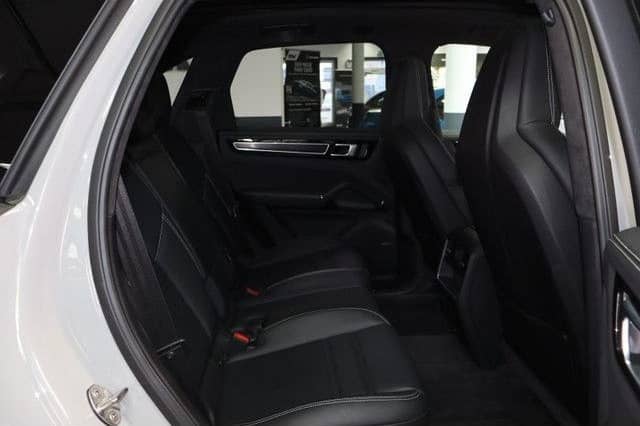 Porsche Cayenne GTS InnoDrive Head-Up Standh. Panorama foto 25